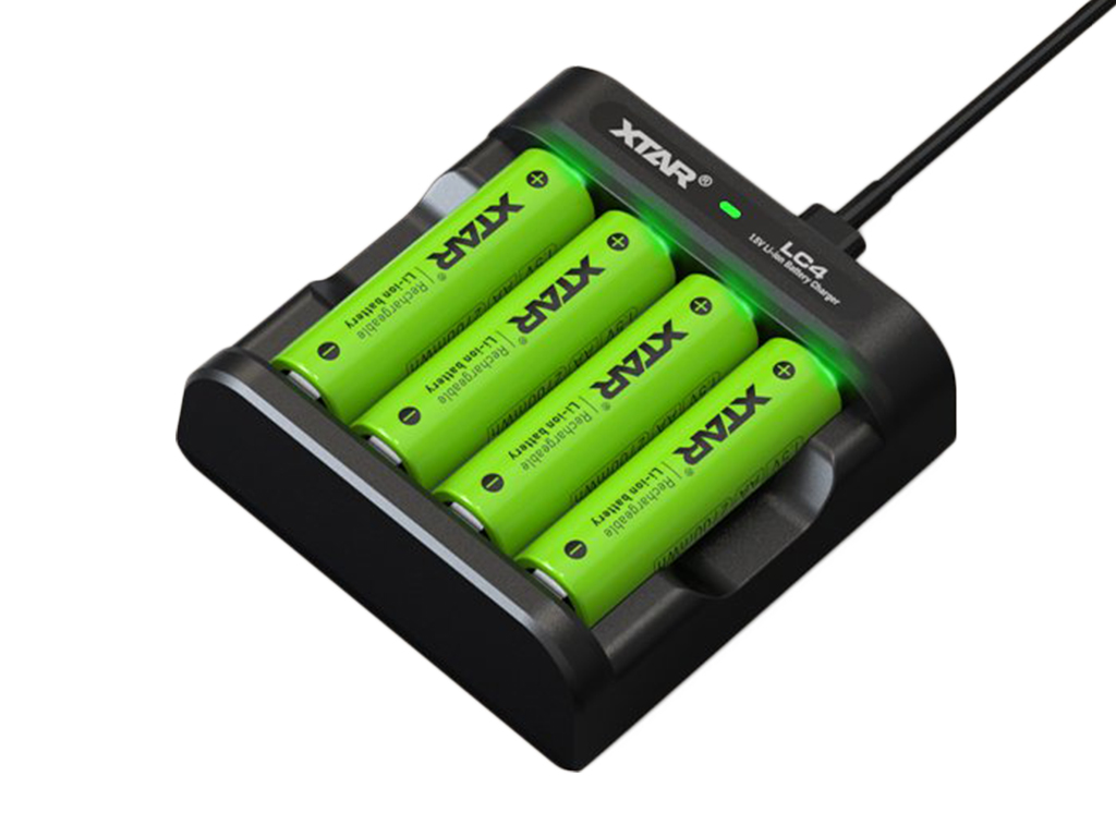 Xtar L4 Ladegerät inkl. 4x AA, LR6, 1.5V Li-Ion Akkus mit Akku-Wechselanzeige