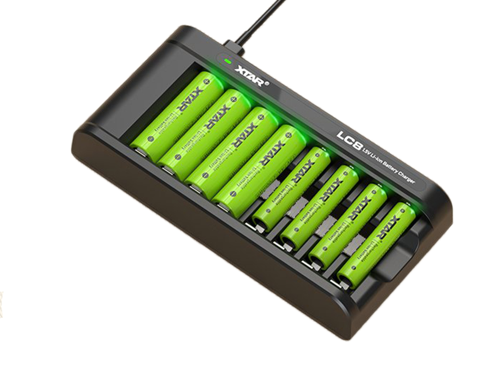 Xtar L8 Ladegerät inkl. 8x AA, LR6, 1.5V 3300mWh Li-Ion Akkus, QC3.0 Netzteil