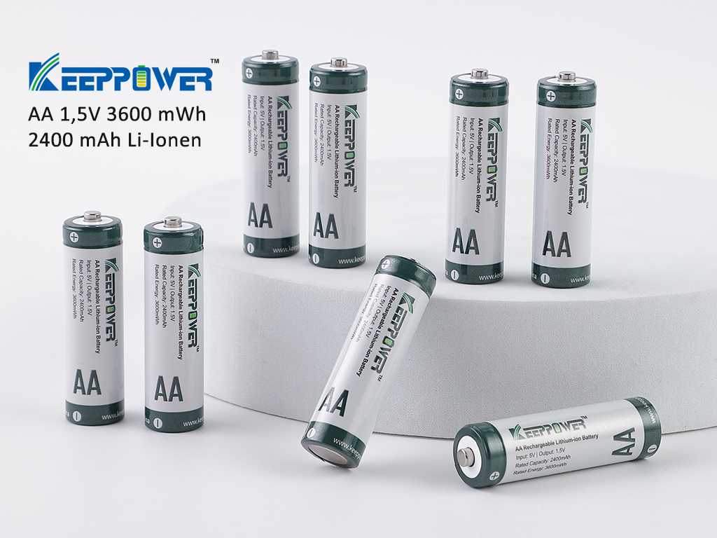 Keeppower I8 Ladegerät mit 8× 1.5V 2400mAh AA, Mignon, Li-Ion Akkus
