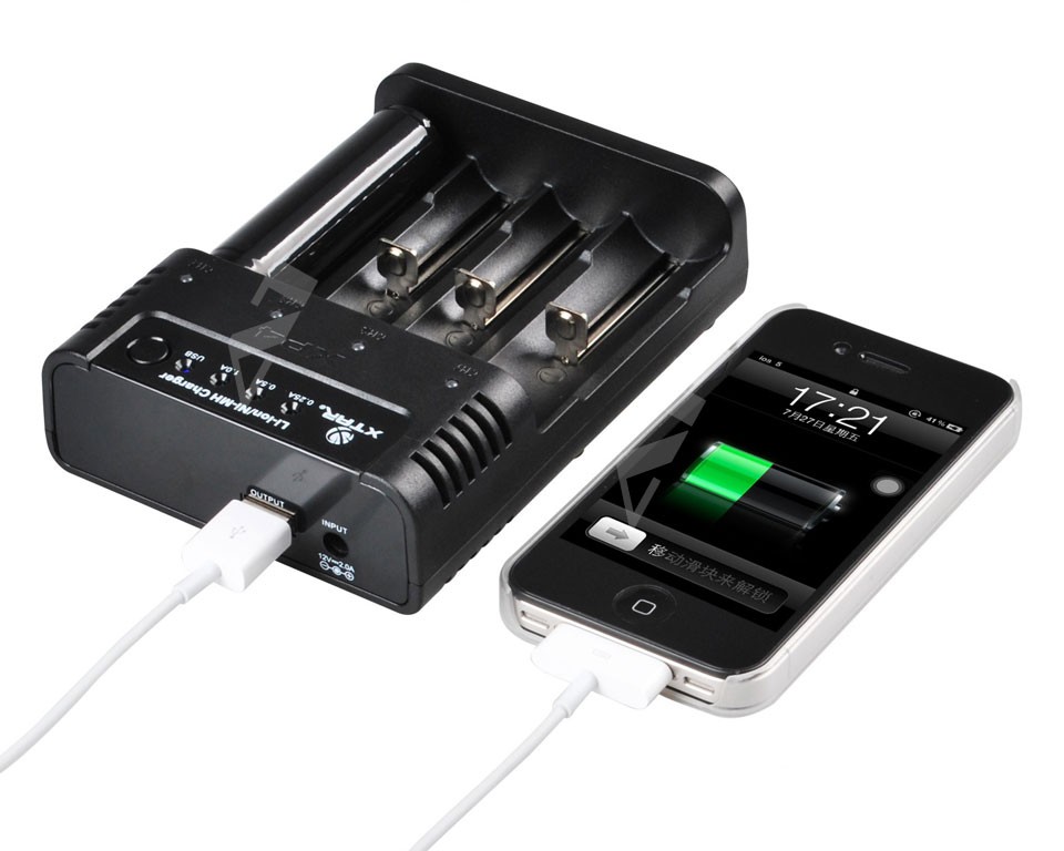 Xtar MX4 Ladegerät für 1.5V Li-Ion + 3.7V, Ni-MH, LiFePO4 Akkus